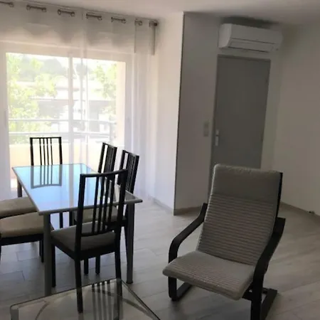 La Coccinelle Du Bassin דירה